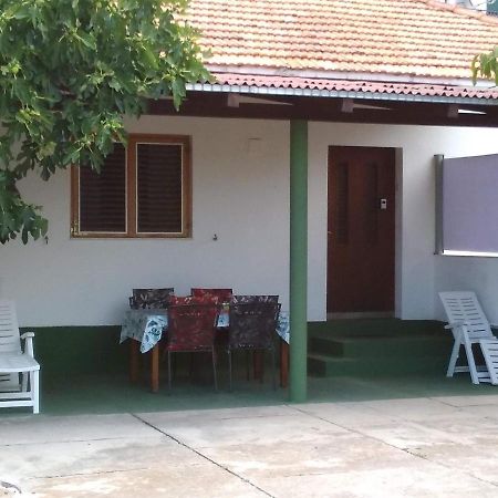 House  Bond Villa Tisno Buitenkant foto