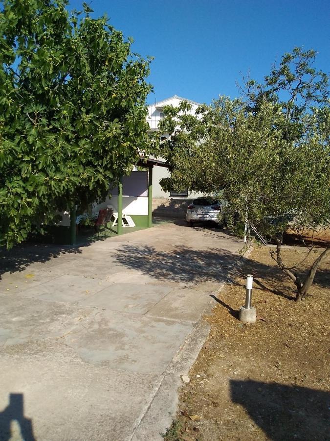 House  Bond Villa Tisno Buitenkant foto