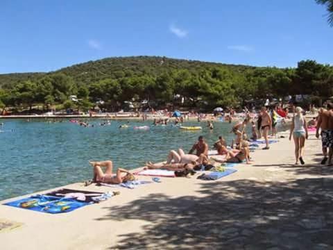 House  Bond Villa Tisno Buitenkant foto
